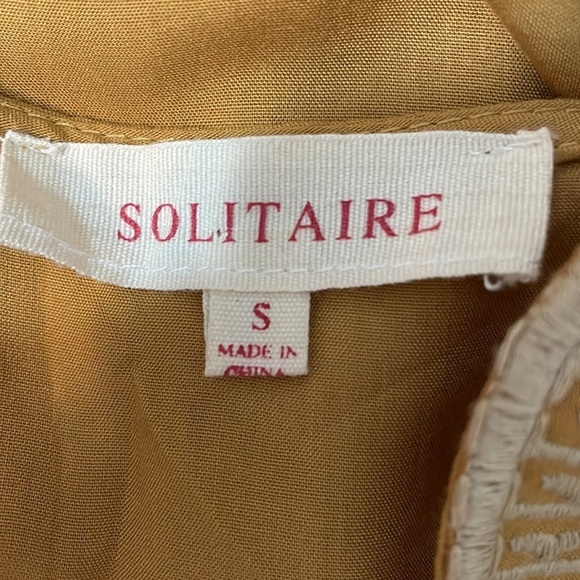 Solitaire Boho Peasant Embroidered Top - Picture 5 of 6